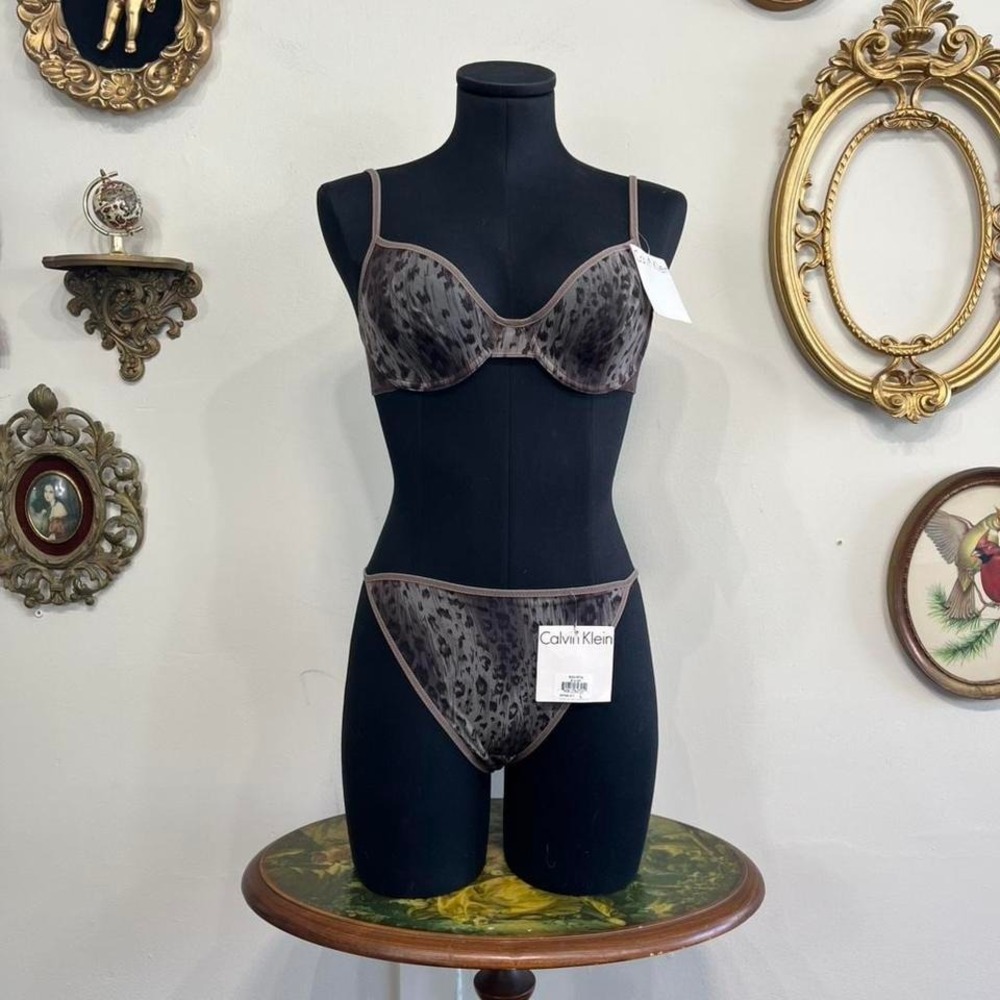 🐆 Rare NWT Vintage Calvin Klein Animal Print Bra & Panty Set - 36B/L